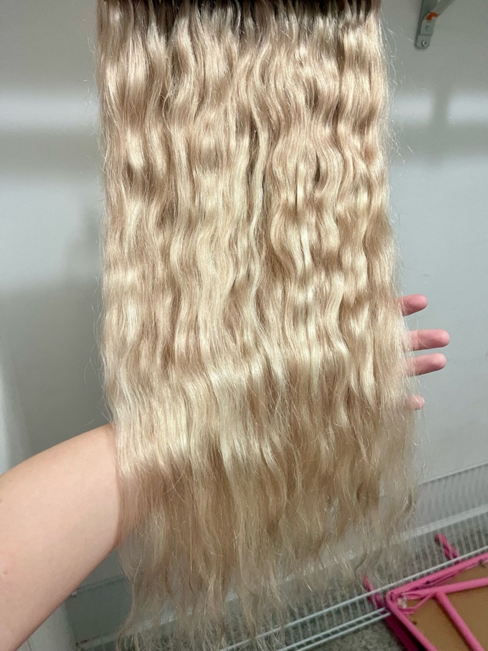 Luxy Hair Blonde Wavy Women’s Hair Extensions – Natural Sandy Light Blonde